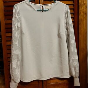 MELLODAY White Blouse with Textured Sleeves